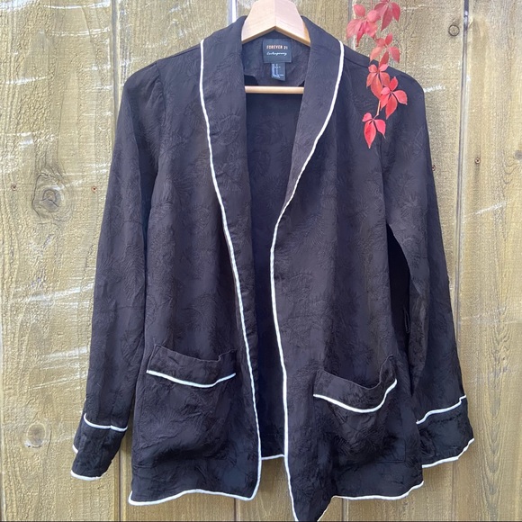 Vintage Black and White Botanical Jacquard Blazer 🌿 - Picture 1 of 11